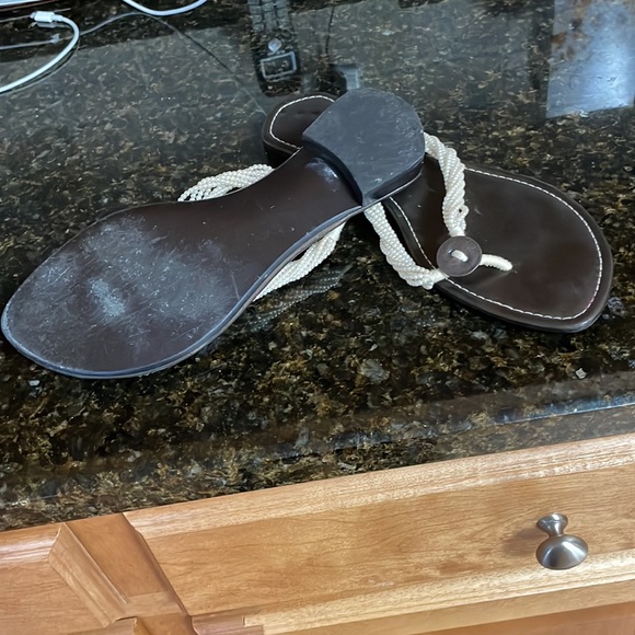 Pearl flip flops - Picture 3 of 4